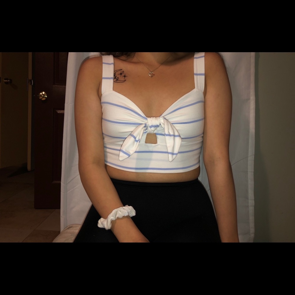 crop top